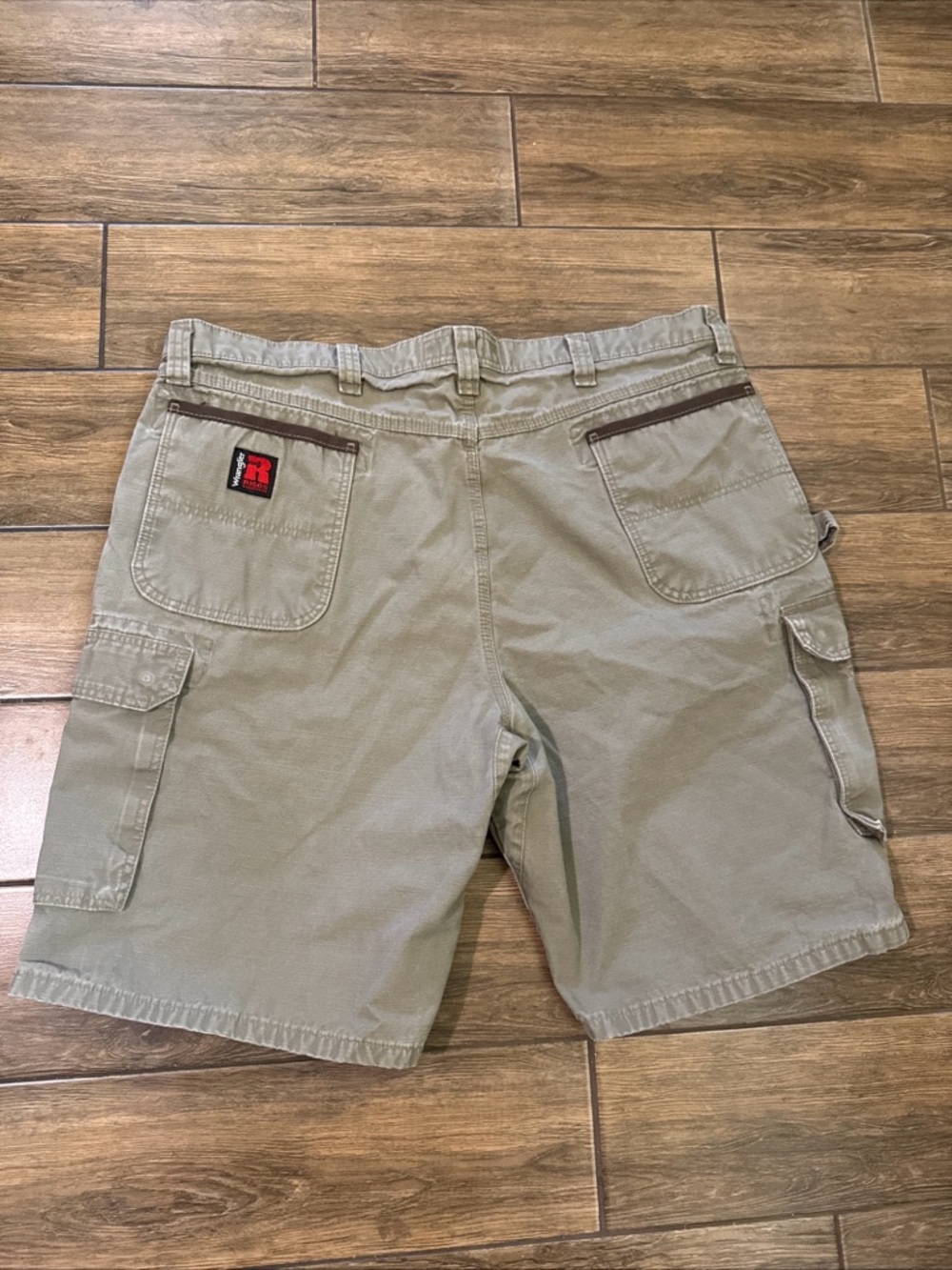 Wrangler Riggs Workwear Shorts Mens 42X11 Cargo Utility Pockets Canvas Outdoor
